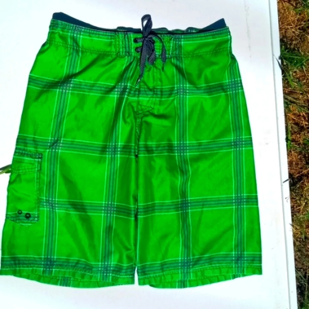 Joe Boxer Green Multi Pocket Board Swim Shorts. Size XL. C224​​​​